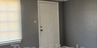 22241 Lyndon Street Gallery 10