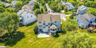 21916 BELLAIR Court Gallery 49