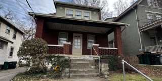 4 Bedroom House Available Next to UC Campus Gallery 1