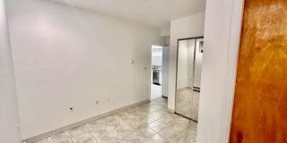 21 Cleveland Pl. Gallery 9