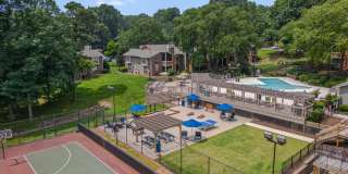 The Retreat at Lake Johnson Apartments Gallery 9