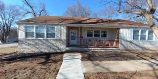 1005 Hawthorn Avenue Gallery 1