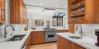 262 Eastwood Drive Gallery 21