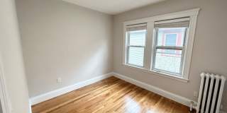 Mission Hill Modern 4bed Apartment  with laundry - September 1 move in Gallery 6