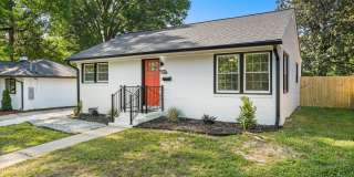 Charming, thoughtfully renovated 2 bed/1 bath in Northgate Park! Gallery 1