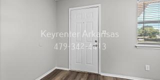 Cozy 2 Bedroom Duplex with Fireplace & Spacious Backyard! Gallery 7