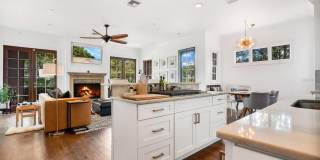300 KILLARNEY DRIVE Gallery 10