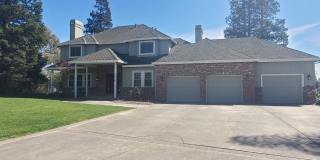 Beautiful Single Family Home, Completely Renovated, Pool, Hot Tub, A/C, Gorgeous Views! Gallery 1