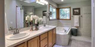 Spacious Living in a Gated Gig Harbor Community Spacious Living in a Gated Gig Harbor Community Gallery 14