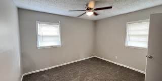 5507 45th Street NEW Gallery 12