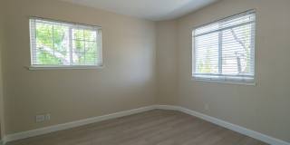 Excellent Santa Clara Location! Open Floor Plan! Granite Counters! Gallery 14