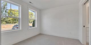Bright and Airy Townhome at Maple Grove in East! Bright and Airy Townhome at Maple Grove in East! Gallery 8