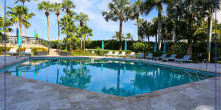 **PARK SHORE BEAUTY WALK TO VENETIAN VILLAGE ** ESPLANADE** NICE AMENITIES ** 2 BEDROOM CONDO ON THE BEACH ** Gallery 48