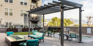 CityScape Gallery 13