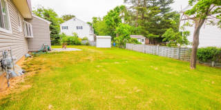 300 MACCLELLAND Avenue Gallery 6