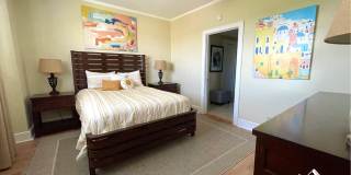 DOWNTOWN FULLY-FURNISHED CONDO Gallery 1