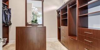 6487 Warwick Ave Gallery 21