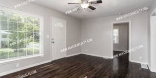 Beautifully Remodeled Independence Home-Available NOW!! Beautifully Remodeled Independence Home-Available NOW!! Gallery 4