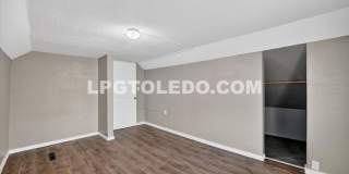 3905 Peru St. Gallery 17