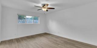 Come to check this beautiful house 4 bedrooms, possible 5th bed and 3 baths. Gallery 55