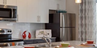 AMLI Ponce Park Gallery 27