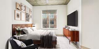 The Crescent at Fells Point Gallery 7