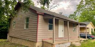 111 Kentucky Avenue Gallery 1