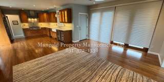 Stylish 2-Bed, 2-Bath Corner Lot Home with Modern Design and Spacious Outdoor Areas Gallery 7
