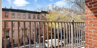 125 BERGEN Street Gallery 15