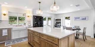 4358 Birdwood Street Gallery 11