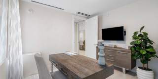 200 SE Mizner Boulevard Gallery 27