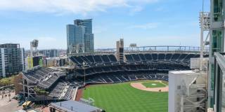 Ballpark View Condo at The Legend! Gallery 43