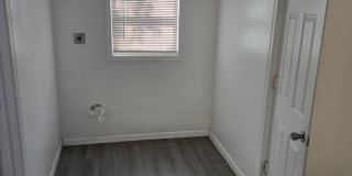 Spacious 4-Bedroom Home with Large Fenced Yard in a Quiet Neighborhood Spacious 4-Bedroom Home with Large Fenced Yard in a Quiet Neighborhood Gallery 7
