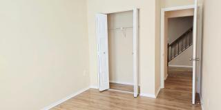 Beautiful 3BR Townhome in Burtonsville | Garage, Deck & Community Amenities Gallery 14