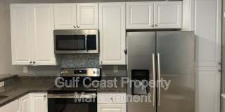 2124 N Tamiami Trl Gallery 3