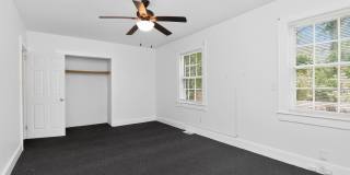 Charming 2BR Home Near Uptown Charlotte Gallery 9