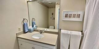 210 Harbour Cove Gallery 12