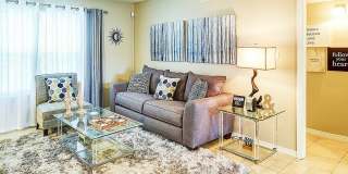 Live Oaks at 275 Gallery 6