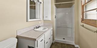 5518 Woolworth Avenue Gallery 19