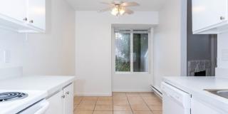 The Seasons Apartments Gallery 9