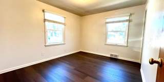 Spacious 4BR House in Edgewater Gallery 60