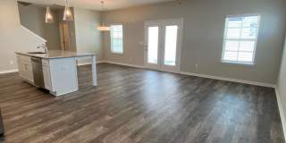 Like New Luxury Townhome! 3 BR, 2.5 BA, 2 Car Garage, Pool, Dog Park, and More! Gallery 6