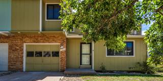 Near Downtown Castle Rock location with No HOA and HUGE YARD Near Downtown Castle Rock location with No HOA and HUGE YARD Gallery 1