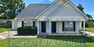 Three-bedroom townhome in Chattanooga! Gallery 1