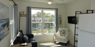 East Hill gem! Gallery 6