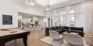 Cantera Gallery 36