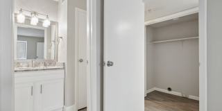 Stonesthrow Apartment Homes Gallery 40