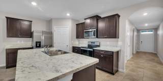 2538 SE Rock Springs Drive Gallery 12