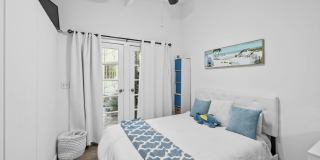 Serene yard tucked in the canyon! Gallery 7