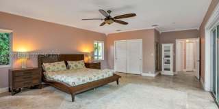 7405 SW 79th Ct Gallery 8
